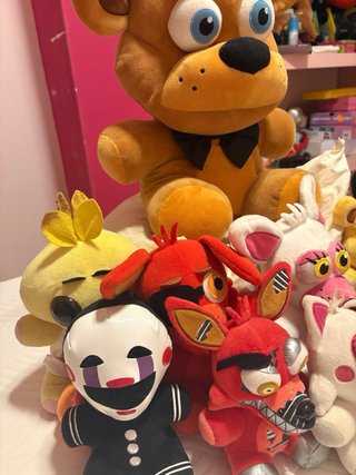 Lote 10 Peluches Oficiales FNaF