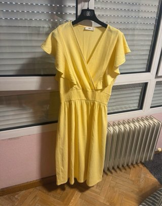 2 Vestidos Mango M y Massimo Dutti 40