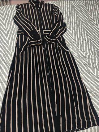 2 Vestidos Mango M y Massimo Dutti 40
