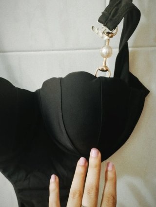 Trikini negro