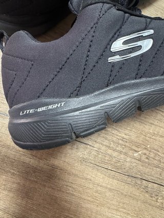 Zapatillas Skechers Impermeables Talla 38