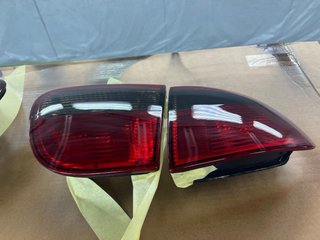 Pilotos Traseros Leon MK1 FR