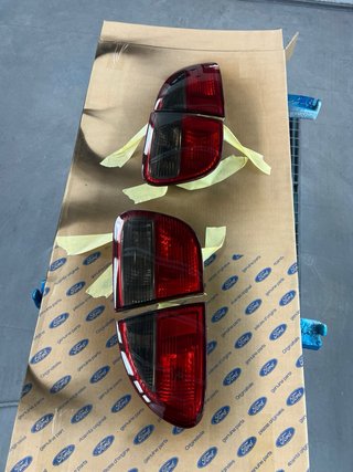 Pilotos Traseros Leon MK1 FR