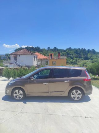 Renault Grand Scenic 2010