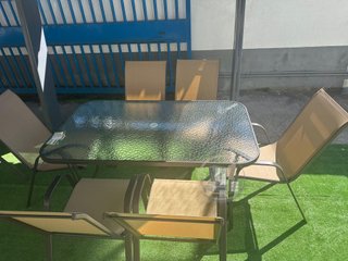 MESA TERRAZA CON 6  SILLAS