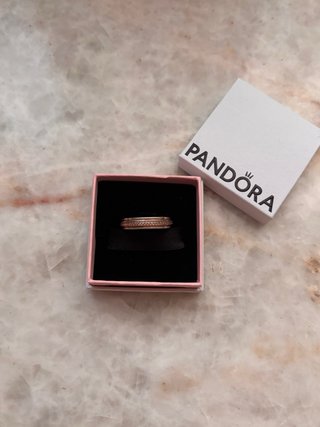 Anillo Pandora Oro Rosa y Plata Circonitas