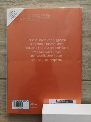 La seconda Luna, n.3 libri di testo