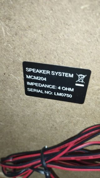 Altavoces Philips Negros y Marrones