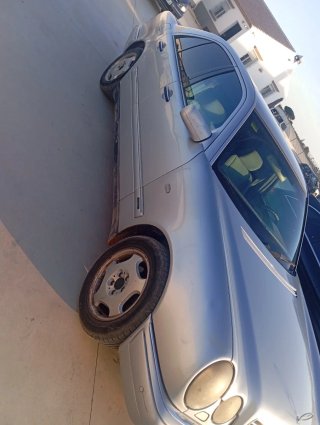 Mercedes-Benz Clase E 1999
