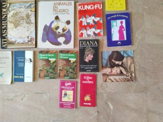 Libros distintas materias distintos precios