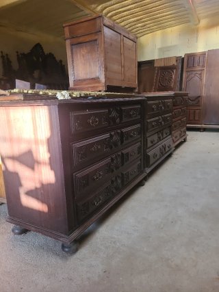 Liquidación de cómodas antiguas a 150€ unidad