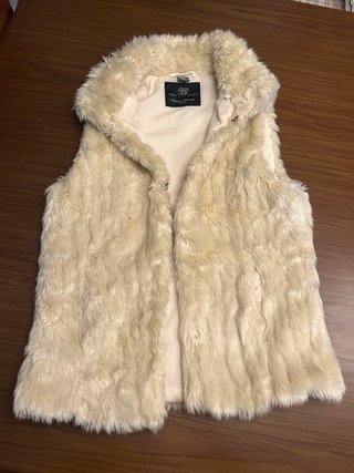 Lote 3 chalecos pelo beige y marrón