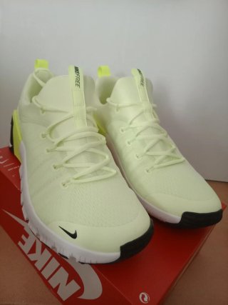 Zapatillas Nike Free Verde y Blanco