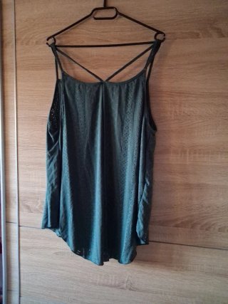 Top verde tirantes cruzados talla XXL