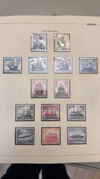 Colección de más de 1000 sellos antiguos de España