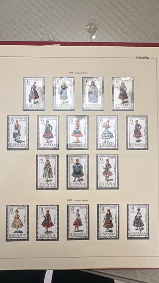 Colección de más de 1000 sellos antiguos de España