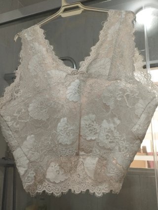 Top de tirantes blanco encaje