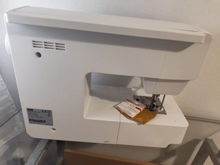 Máquina de coser Alfa Zart 01 sin usar