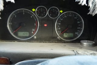 Volkswagen charan 2003