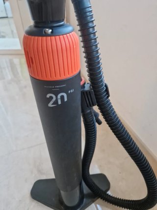 Pompa manuale doppio soffio per paddle surf e kayak di Decathlon