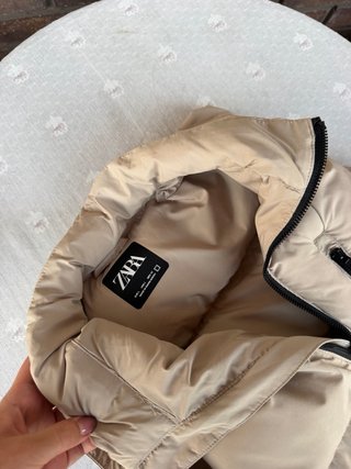 Chaleco Zara Beige