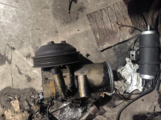 Bomba dirección Mercedes W202