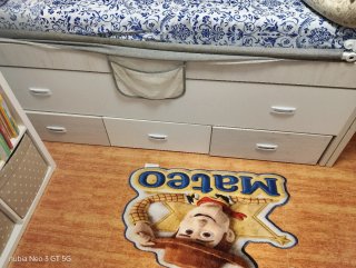 Cama doble sin colchón