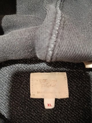Sudadera Levi's Hombre Negra y Roja