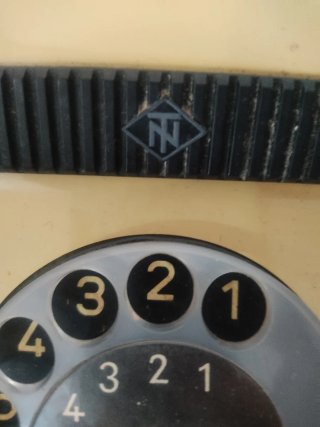 Teléfono antiguo vintage dial giratorio