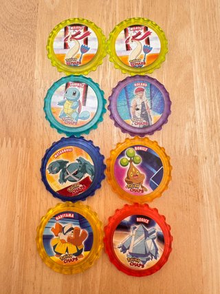 Lote 8 Chapas Pokémon