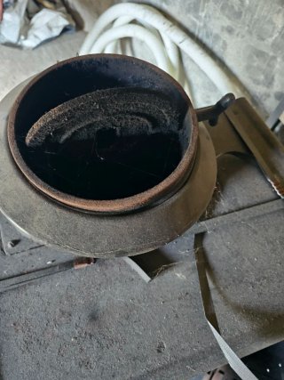 Estufa de leña Hergom Negra