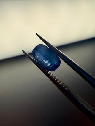 Zafiro Natural 1.33 ct Azul Profundo Certificado
