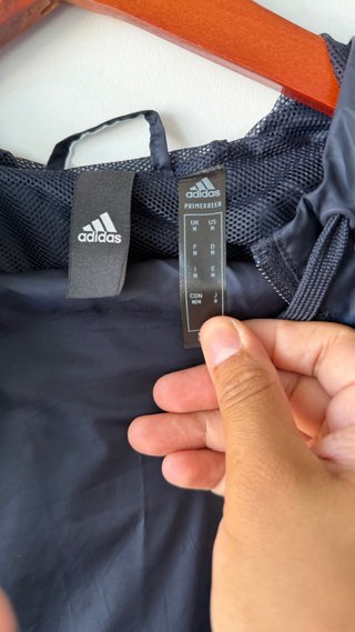 Chaqueta Adidas Nylon Negra y Azul