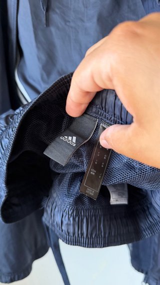 Chaqueta Adidas Nylon Negra y Azul