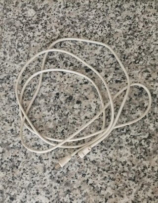 Cable conector blanco