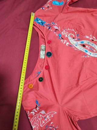 Vestido de verano bordado