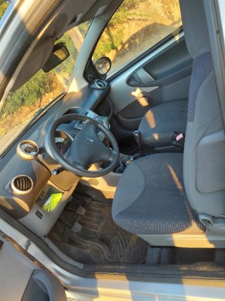 Peugeot 107 2006
