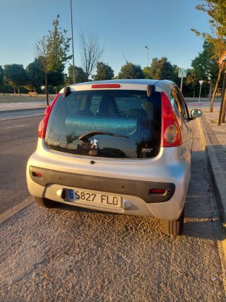Peugeot 107 2006