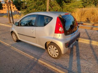 Peugeot 107 2006