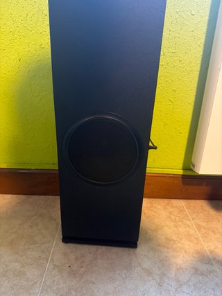 Torre altavoz Energy Sistem negra, precio negocine
