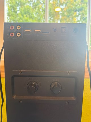 Torre altavoz Energy Sistem negra, precio negocine