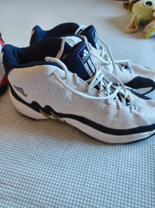 Zapatillas Adidas Deportivas Blancas y Azules