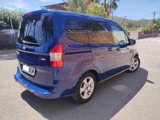Ford Tourneo Courier Ecoboost