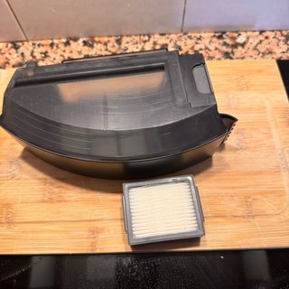 Deposit aspirador robot roomba amb filtre  HEPA
