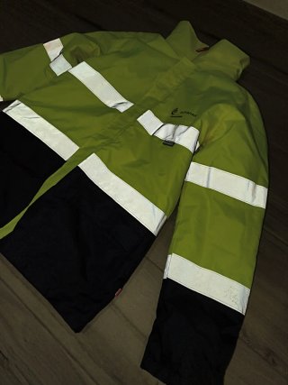 Chaqueta larga reflectante velilla