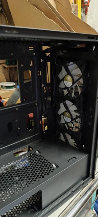 Caja Cougar MX410 Mesh-G RGB + 3 Ventiladores