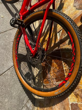 Bicicleta Orbea H30 Roja