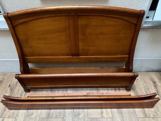 Cama Roche Bobois de madera maciza