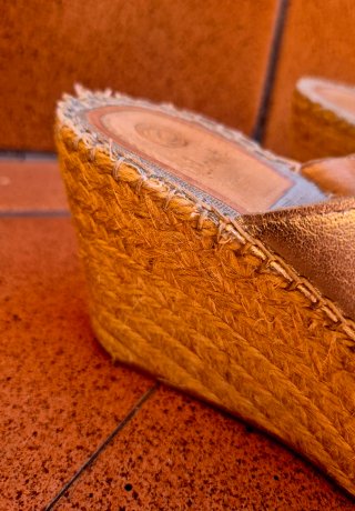 Cuñas Plata Piel Auténtica