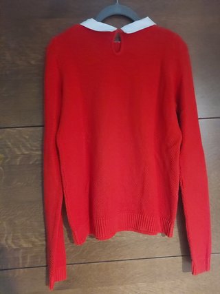 Jersey rojo cuello bebé blanco